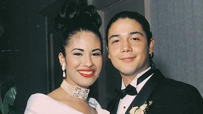 Cassie Perez’s father, Chris Perez with his ex-wife Selena Quintanilla.